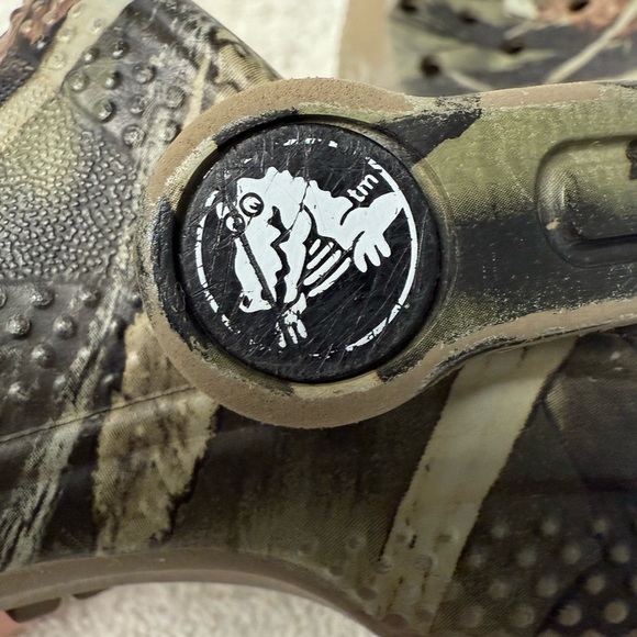 The Crocs Kids Toddler Size C 4 Baby Camo Slip On Clogs Unisex - Picture 2 of 9